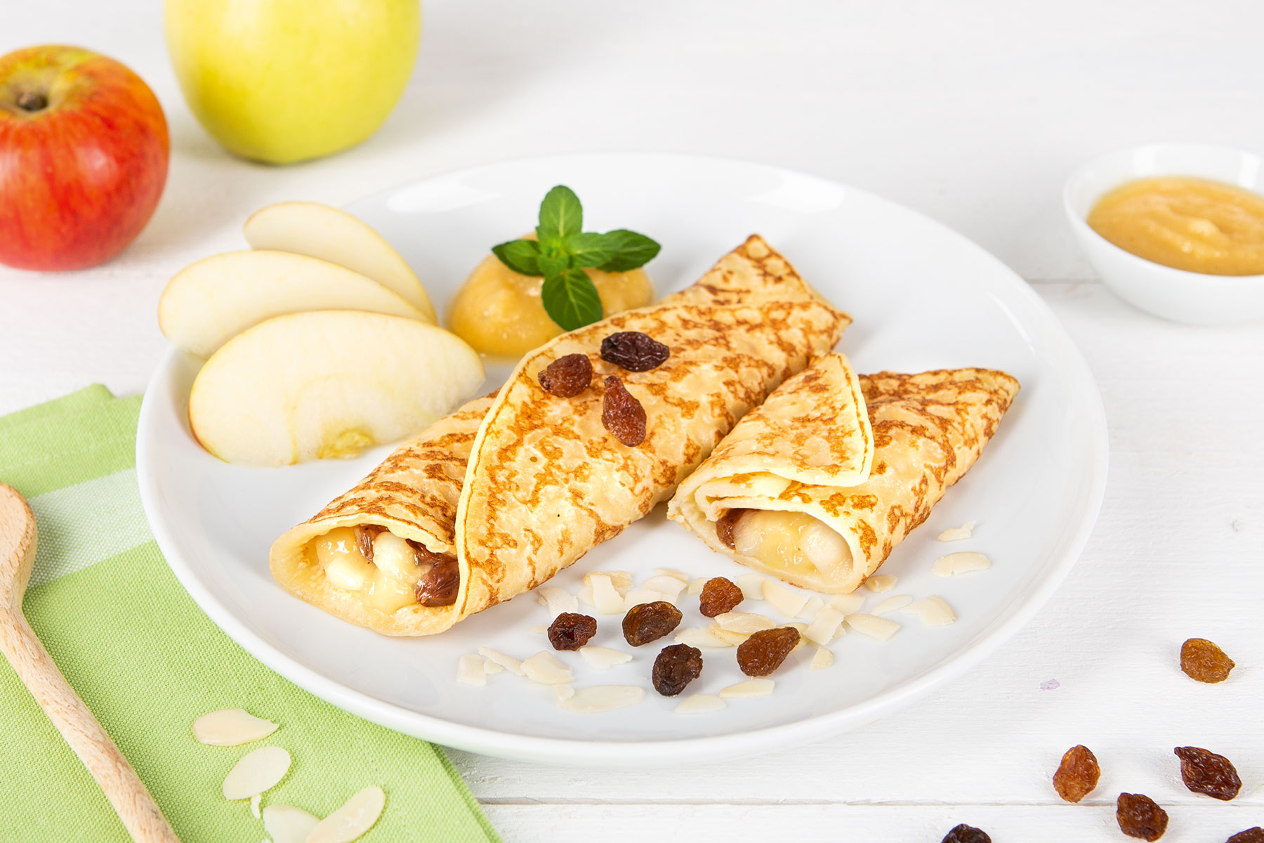 Eierpfannkuchen mit Apfel-Rosinen-Füllung 85g